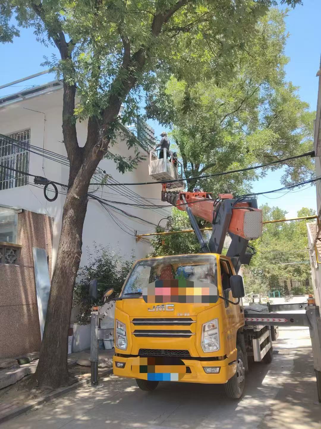 延平区高空作业车能吊装重物吗？最大承载多少公斤？